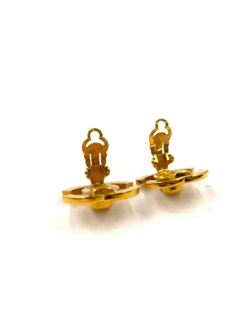 Chanel CC Logo Metal Gold Earrings